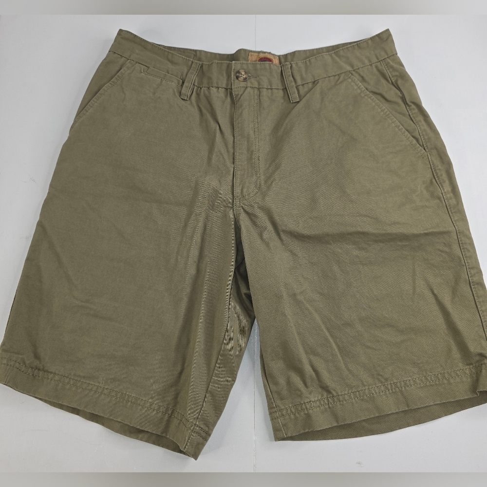 Boston Trader's Men's Olive Green Flat Front Shorts Size 36 AK-2256